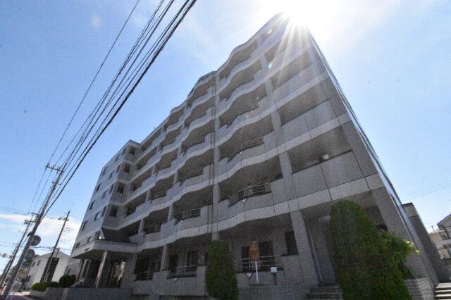 ��ʌ��@�c�s�@�c�P����263�̃}���V�����̌����O��