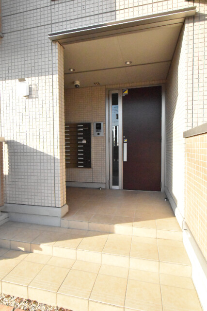 ��ʌ��z�J�s���������Q���ڂ̃A�p�[�g�̃G���g�����X