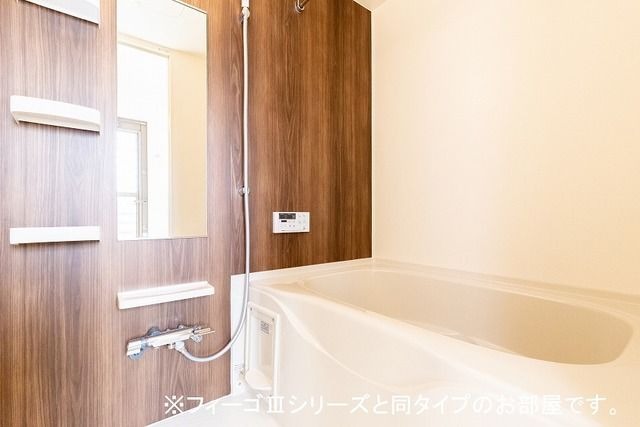 ��ʌ�����s���ԂQ���ڂ̃A�p�[�g�̃o�X