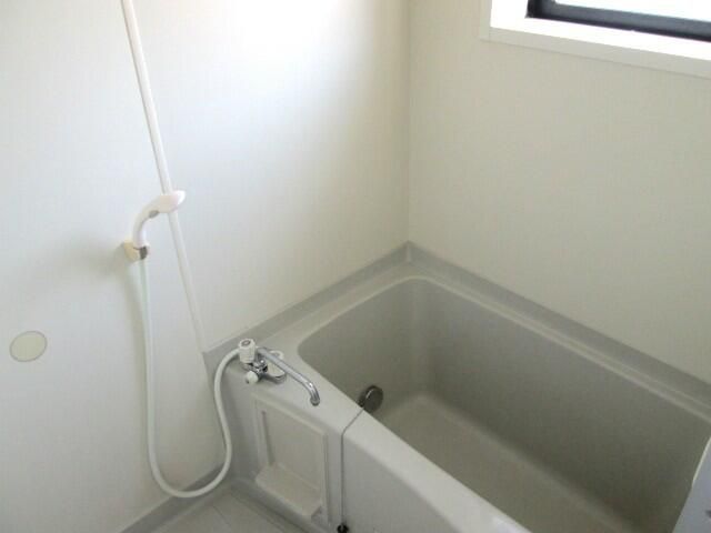 ��ʌ�����s�厚�����̃A�p�[�g�̃o�X