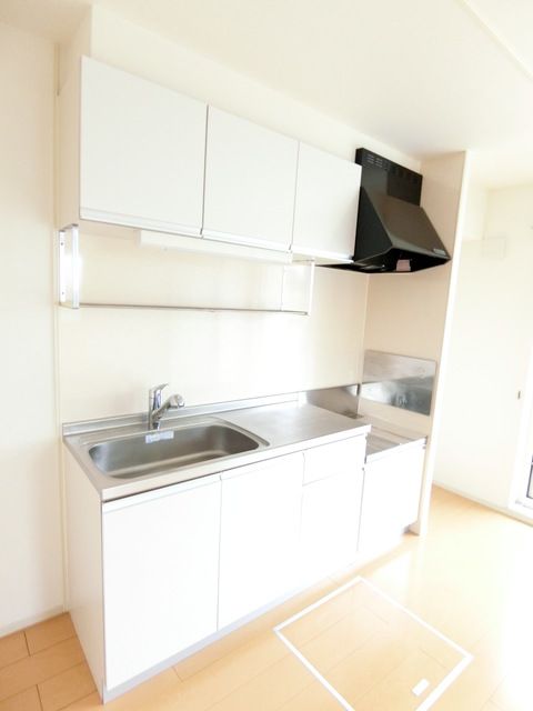 ��ʌ��@�c�s����R���ڂ̃A�p�[�g�̃L�b�`��