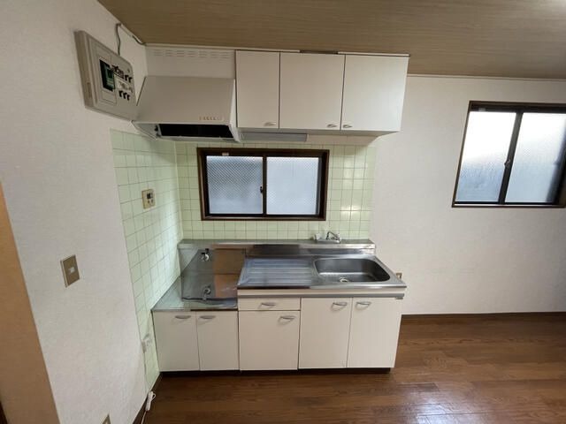 ��ʌ��������܎s��{��O���P���ڂ̃A�p�[�g�̃L�b�`��