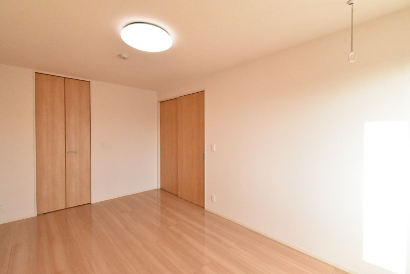 ��ʌ��z�J�s���������Q���ڂ̃A�p�[�g�̂��̑�