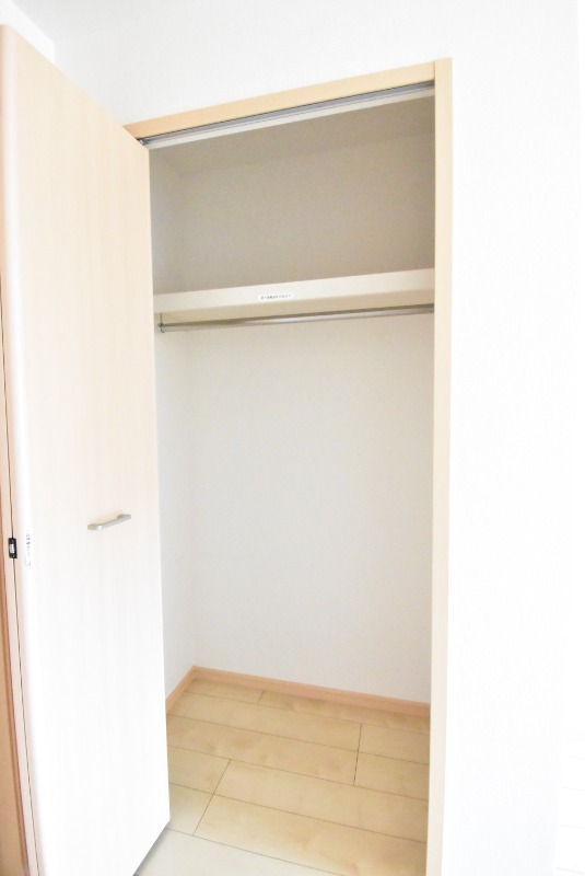 ��ʌ�����s�˒˓�P���ڂ̃}���V�����̎��[