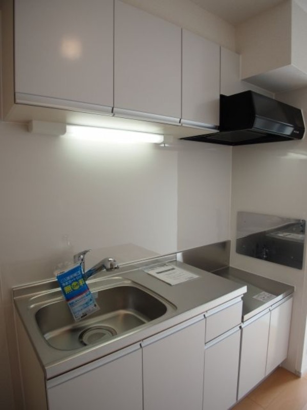 ��ʌ��������܎s�����擌��{�V���ڂ̃A�p�[�g�̃L�b�`��