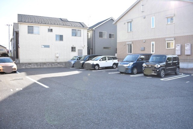 ��ʌ��������܎s����O���U���ڂ̃A�p�[�g�̒��ԏ�