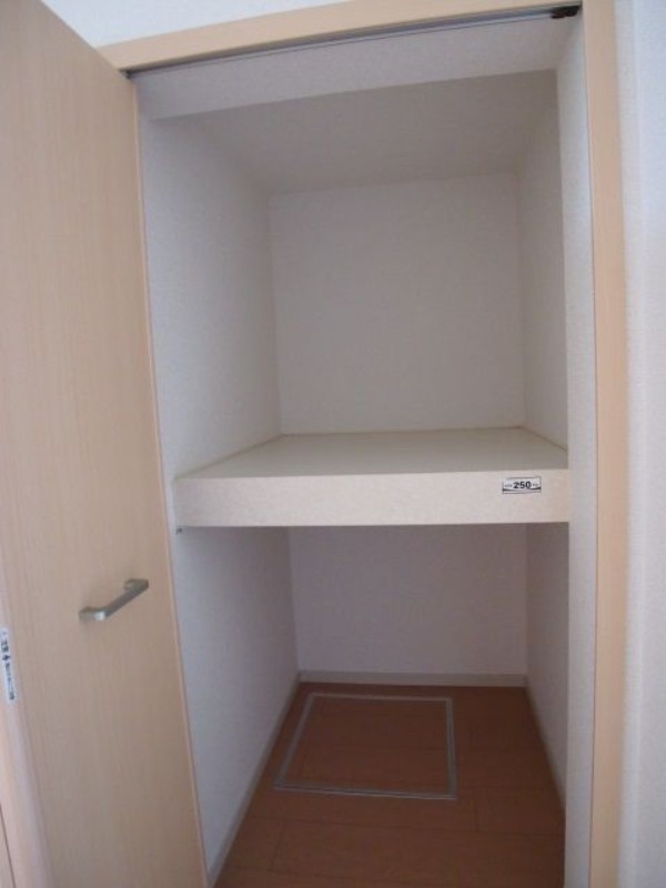 ��ʌ��������܎s�����擌��{�V���ڂ̃A�p�[�g�̎��[