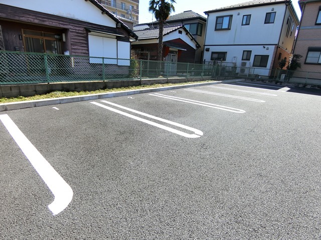 ��ʌ��������܎s�����擌��{�V���ڂ̃A�p�[�g�̒��ԏ�