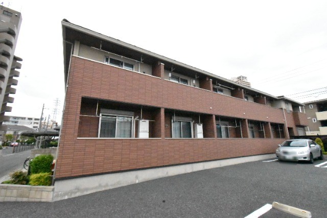 ��ʌ��z�J�s�k�z�J�Q���ڂ̃A�p�[�g�̌����O��