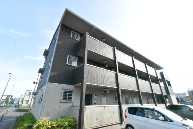 ��ʌ��z�J�s���C�N�^�E���P���ڂ̃A�p�[�g�̌����O��