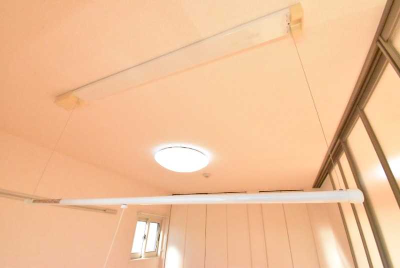 ��ʌ��z�J�s���C�N�^�E���P���ڂ̃A�p�[�g�̂��̑��ݔ�