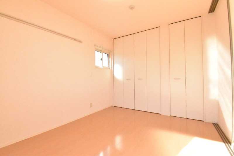 ��ʌ��z�J�s���C�N�^�E���P���ڂ̃A�p�[�g�̂��̑�