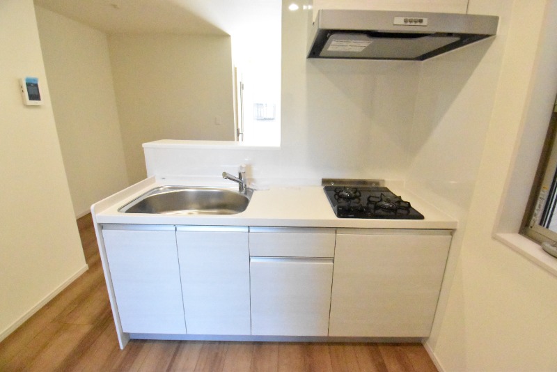 ��ʌ�����s�˒˓��R���ڂ̃A�p�[�g�̃L�b�`��