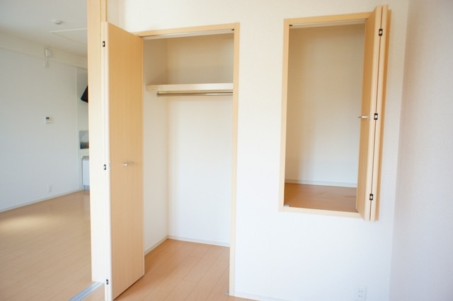 ��ʌ��z�J�s���C�N�^�E���P���ڂ̃A�p�[�g�̎��[