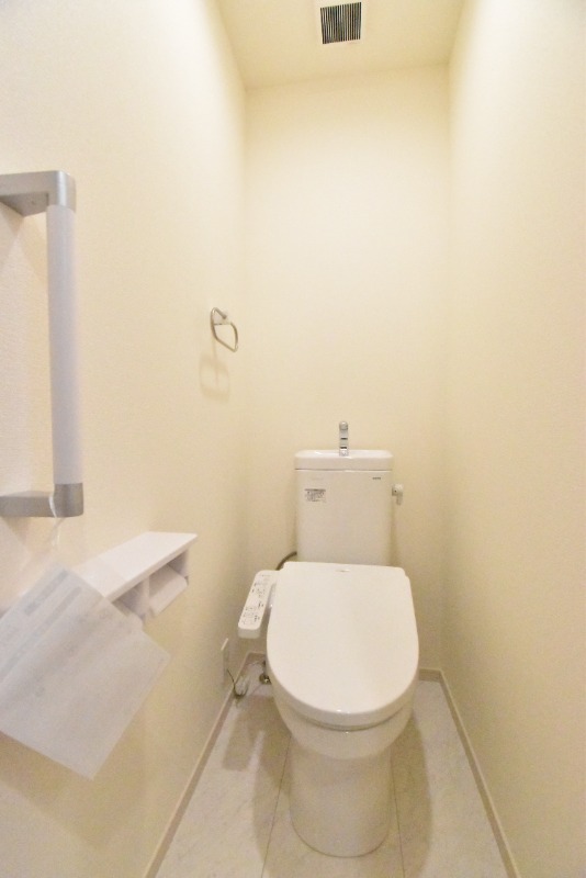 ��ʌ�����s�˒˓��R���ڂ̃A�p�[�g�̃g�C��