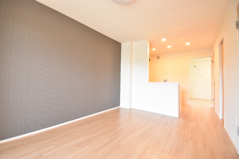 ��ʌ�����s�厚���s�̃A�p�[�g�̋��ԁE���r���O