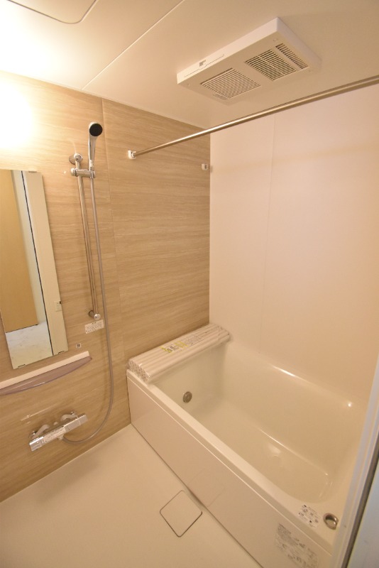 ��ʌ�����s�厚���s�̃A�p�[�g�̃o�X