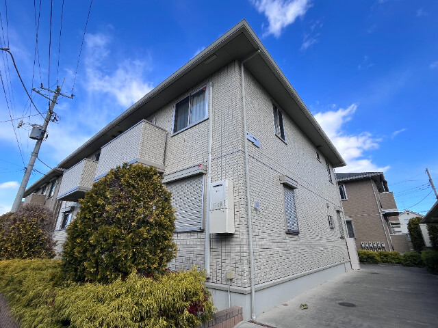 ��ʌ�����s�厚���s�̃A�p�[�g�̌����O��