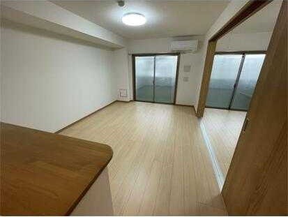 ��ʌ��������܎s��΋���Q���ڂ̃}���V�����̋����E���r���O