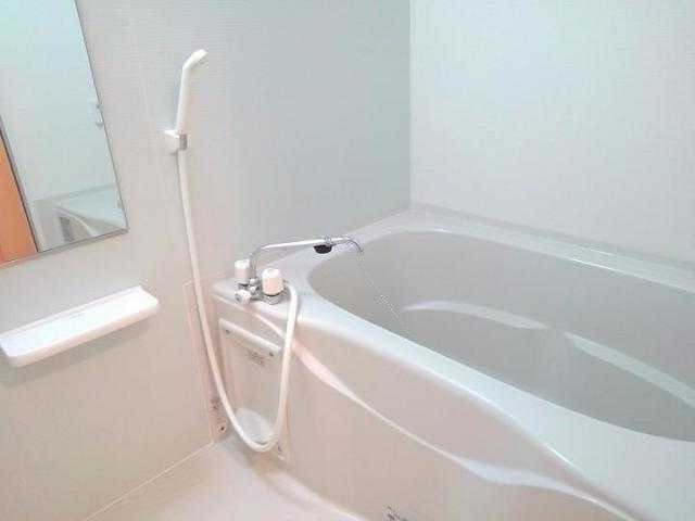 ��ʌ��z�J�s���C�N�^�E���Q���ڂ̃A�p�[�g�̃o�X