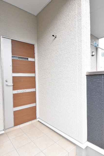 ��ʌ��z�J�s���C�N�^�E���Q���ڂ̃A�p�[�g�̃G���g�����X