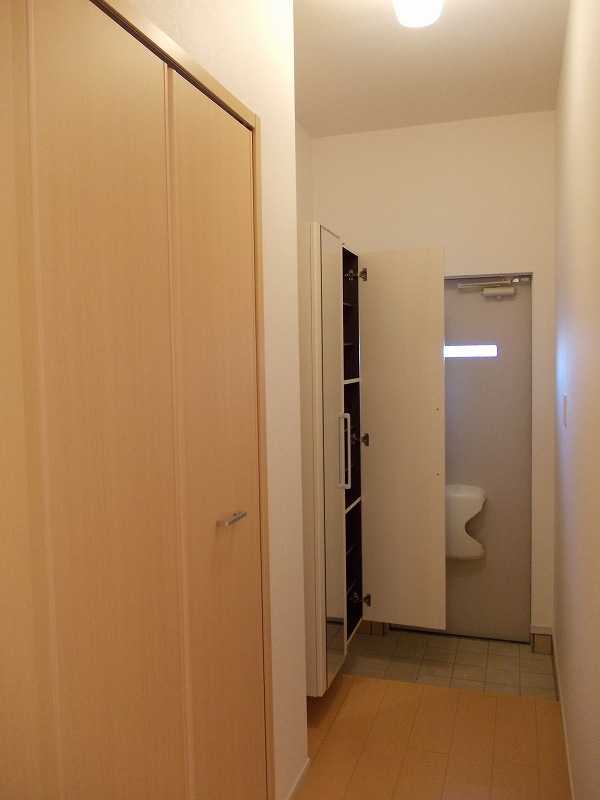 ��ʌ��z�J�s���C�N�^�E���Q���ڂ̃A�p�[�g�̌���