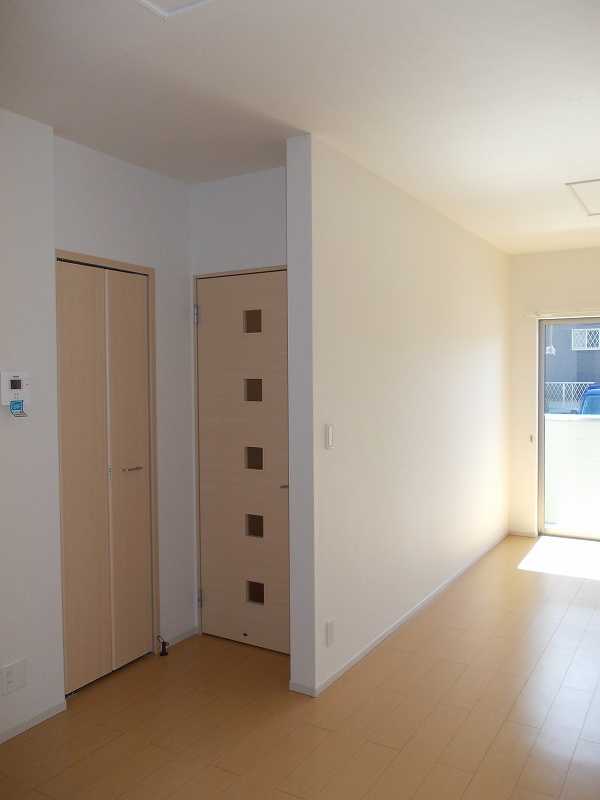 ��ʌ��z�J�s���C�N�^�E���Q���ڂ̃A�p�[�g�̂��̑������E�X�y�[�X