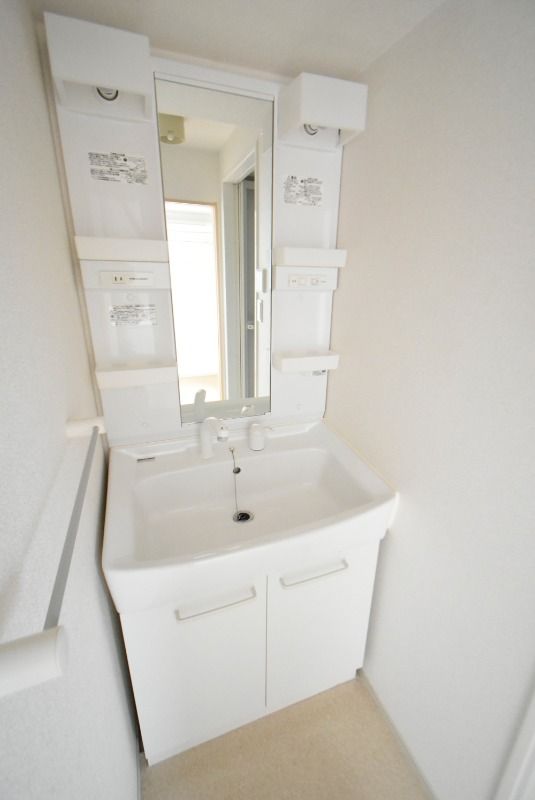 ��ʌ��������܎s������ۃ��蒬�̃A�p�[�g�̐��ʏ�