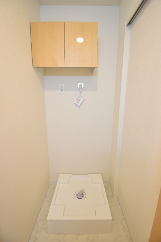 ��ʌ�����s�厚���s�̃A�p�[�g�̂��̑��ݔ�