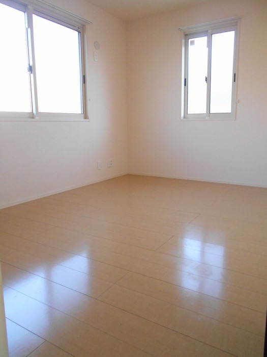 ��ʌ�����s�厚���s�̃A�p�[�g�̂��̑������E�X�y�[�X