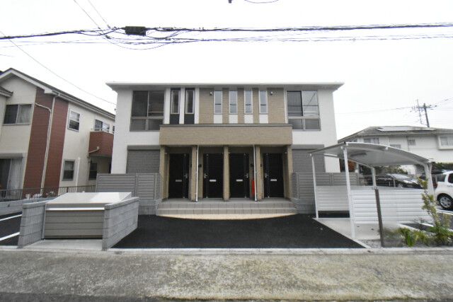 ��ʌ��������܎s������ۃ��蒬868-1�̃A�p�[�g�̌����O��