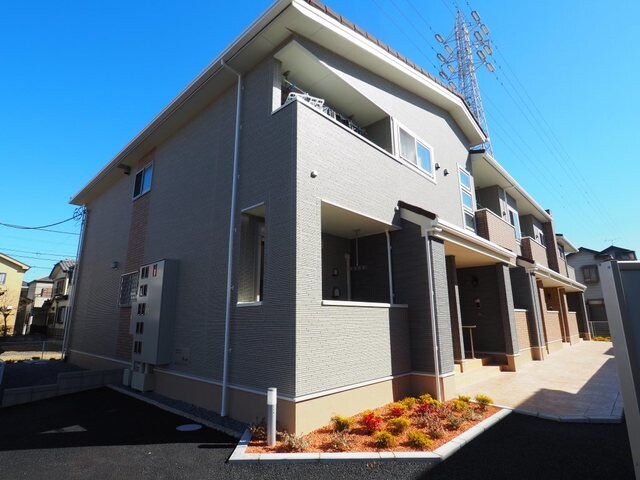 ��ʌ��z�J�s�{�{���R���ڂ̃A�p�[�g�̌����O��