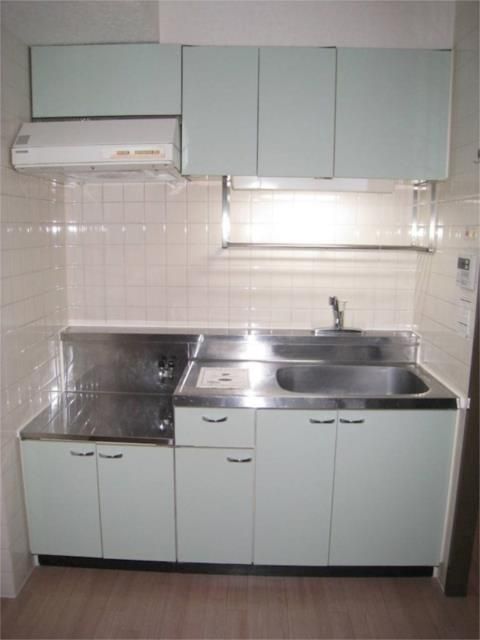 ��ʌ�����s������T���ڂ̃}���V�����̃L�b�`��