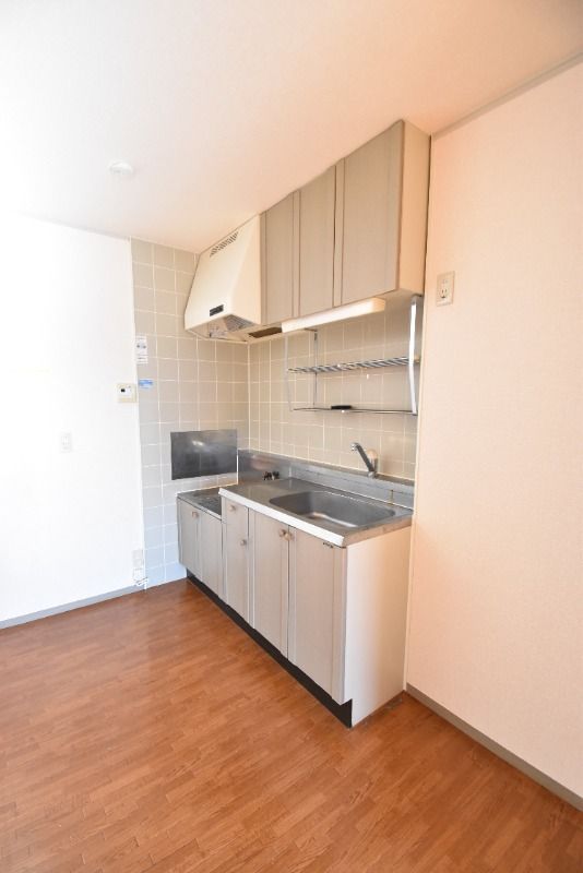 ��ʌ��������܎s�΋�n��P���ڂ̃A�p�[�g�̃L�b�`��