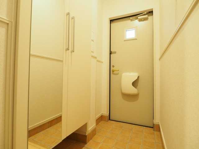 ��ʌ��z�J�s�{�{���R���ڂ̃A�p�[�g�̌���