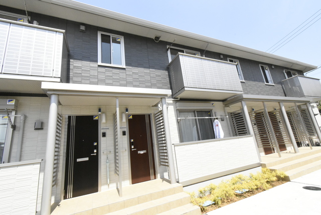 ��ʌ��@�c�s���V�h�U���ڂ̃A�p�[�g�̃G���g�����X