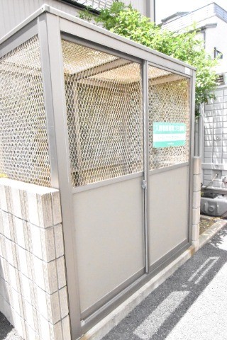 ��ʌ������s�ٓV�P���ڂ̃A�p�[�g�̂��̑�