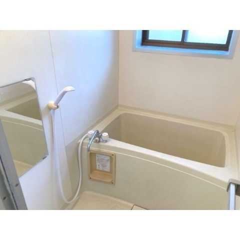 ��ʌ�����s���s�o�H�T���ڂ̃A�p�[�g�̃o�X