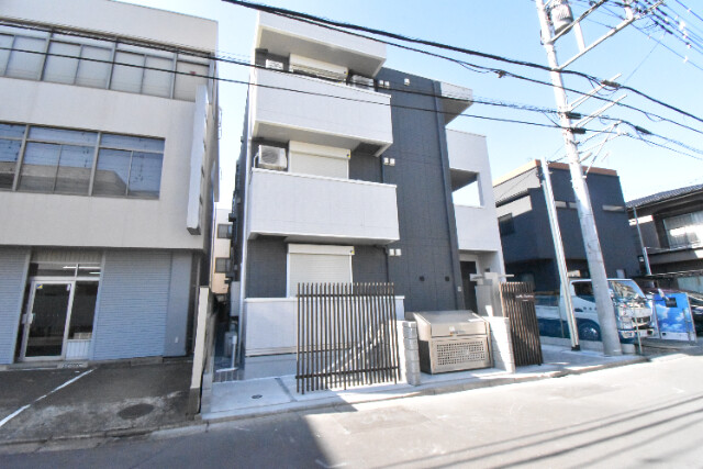 ��ʌ��������܎s��{��y�蒬�R���ڂ̃A�p�[�g�̌����O��