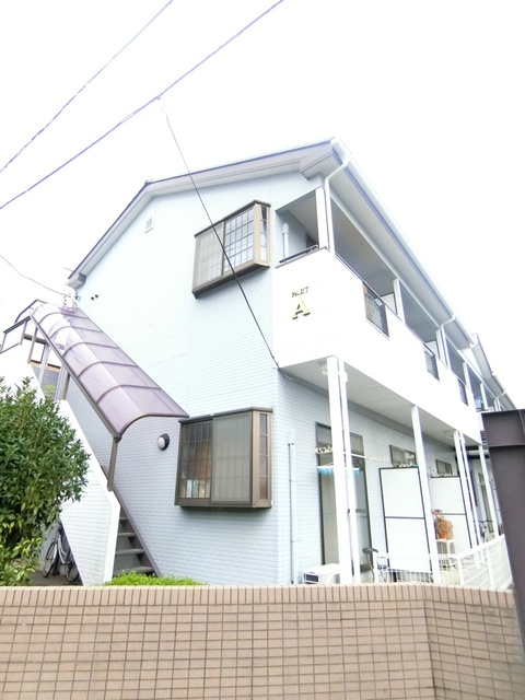 ��ʌ�����s�厚�����̃A�p�[�g�̌����O��