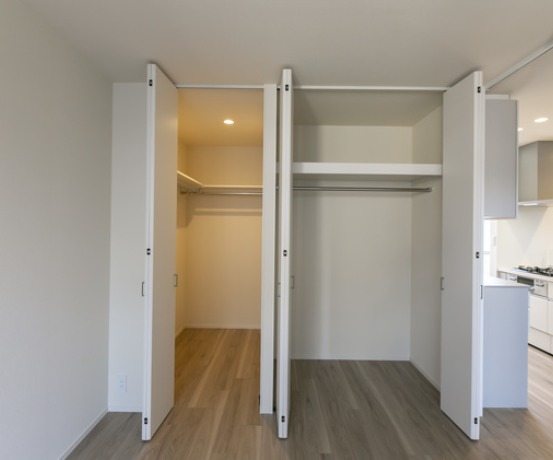 ��ʌ�����s�厚���̃}���V�����̎��[