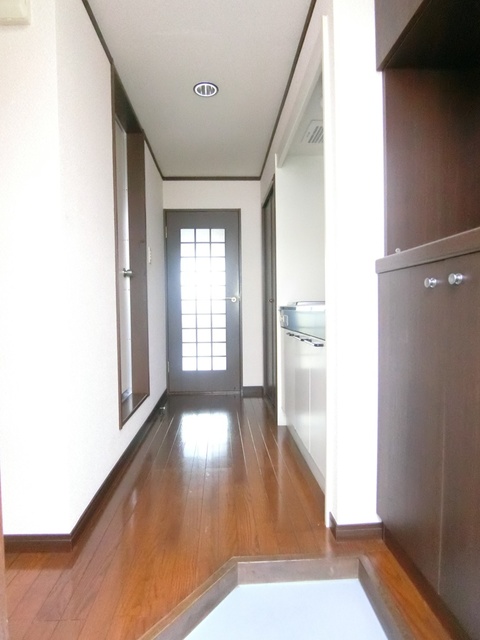 ��ʌ�����s�厚�����̃A�p�[�g�̌���