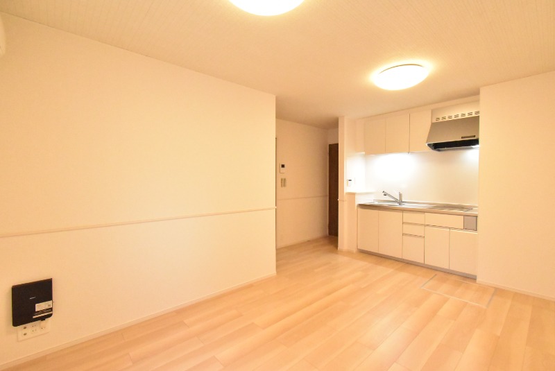 ��ʌ������s�������̃A�p�[�g�̋��ԁE���r���O