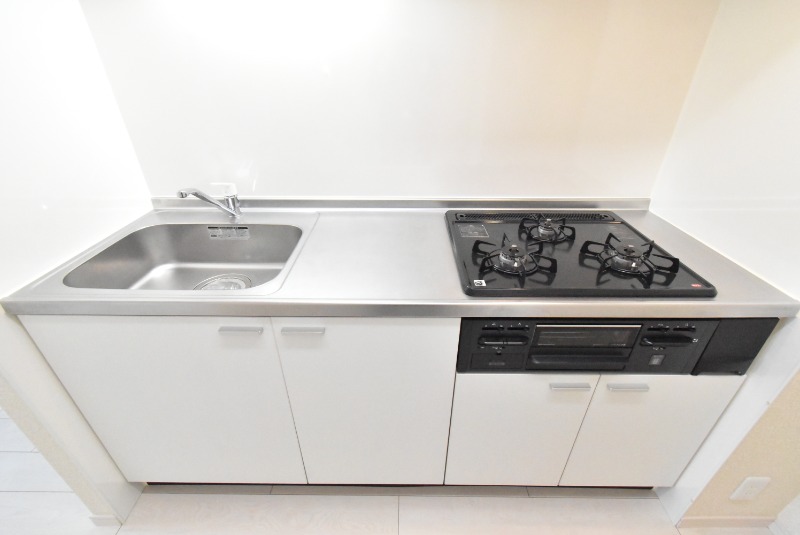 ��ʌ��������܎s�΋�����S���ڂ̃}���V�����̃L�b�`��