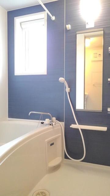 ��ʌ��������܎s��΋�{���Q���ڂ̃A�p�[�g�̃o�X