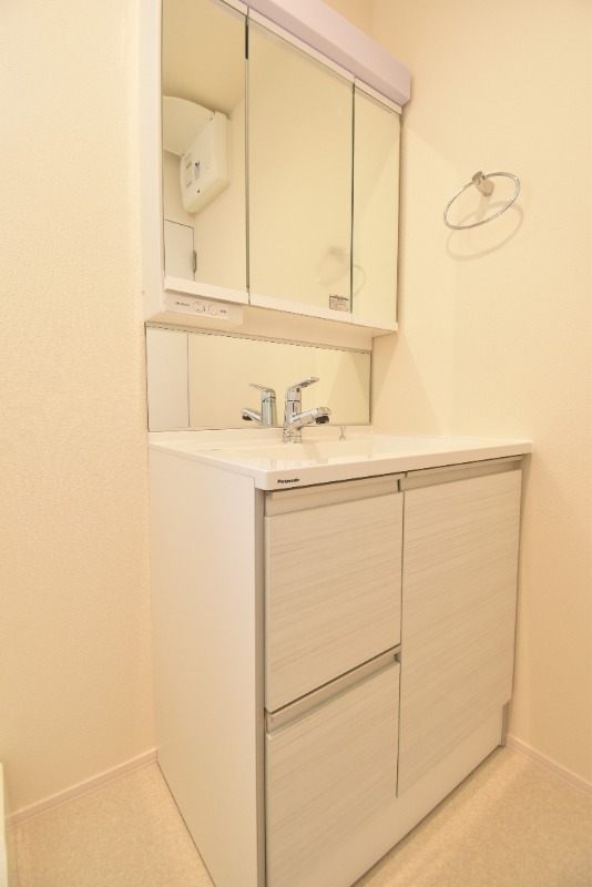 ��ʌ��������܎s��{��k�ܒ��Q���ڂ̃}���V�����̐��ʏ�