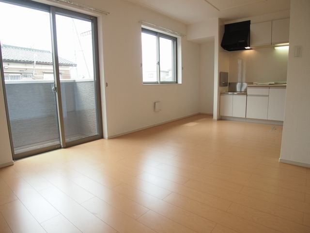 ��ʌ��������܎s�����擇���̃A�p�[�g�̋��ԁE���r���O