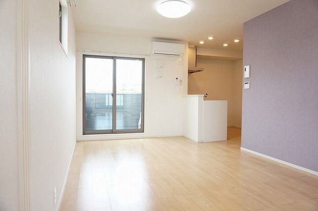 ��ʌ�����s�厚��|�̃A�p�[�g�̋��ԁE���r���O