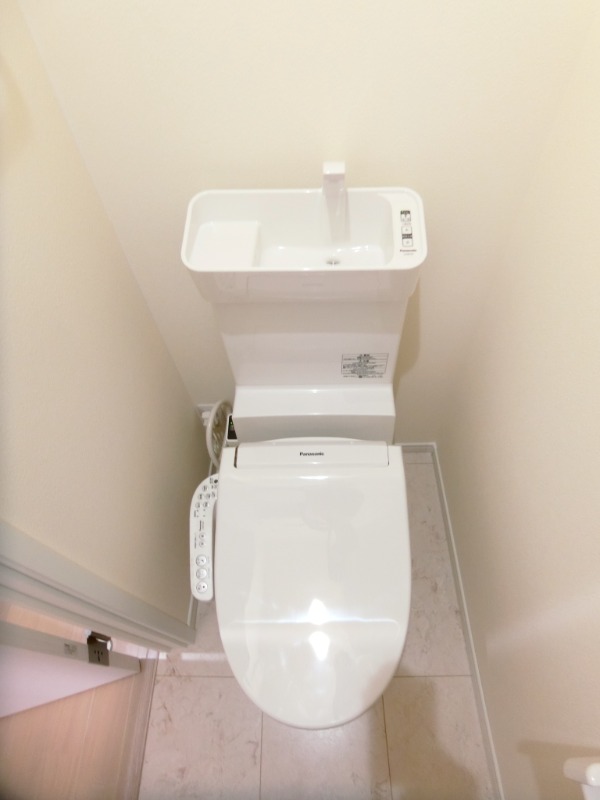 ��ʌ��z�J�s�o�˒��̃A�p�[�g�̃g�C��