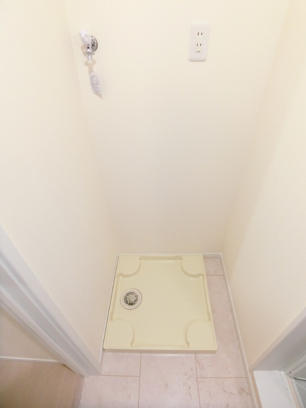 ��ʌ��z�J�s�o�˒��̃A�p�[�g�̂��̑�